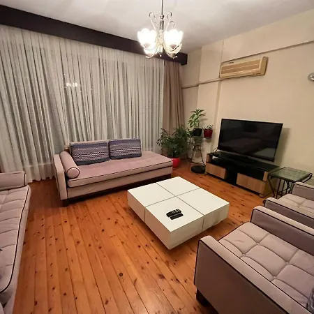 וילה With Terrace Near Nautilus Mall *